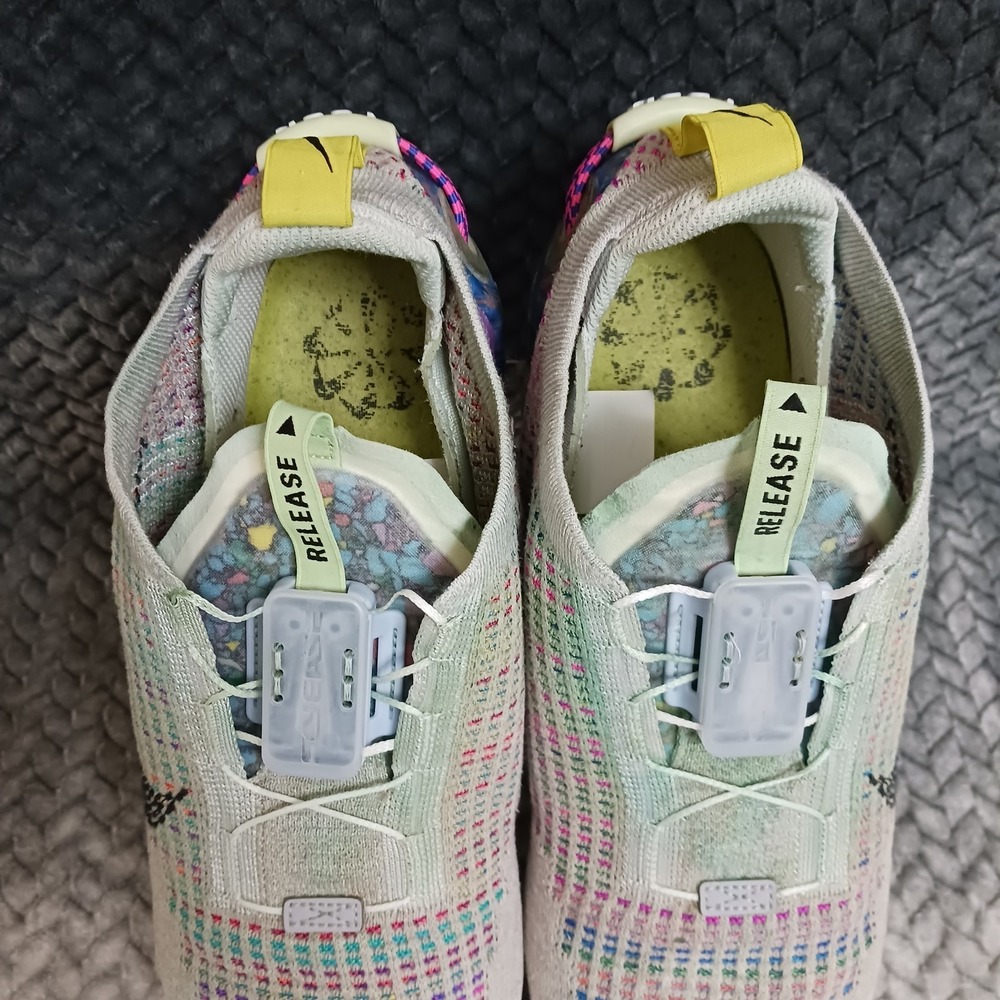Nike Air VaporMax 2020 Flyknit Pure Platinum Multi Color Men's Shoes Size 11 - Picture 8 of 15